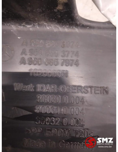 Mercedes-Benz Occ mistlamprooster rechts Mercedes Actros MP4 A96 - Faro antiniebla para Camión: foto 3 Mercedes-Benz Occ mistlamprooster rechts Mercedes Actros MP4 A96 - Faro antiniebla para Camión: foto 3