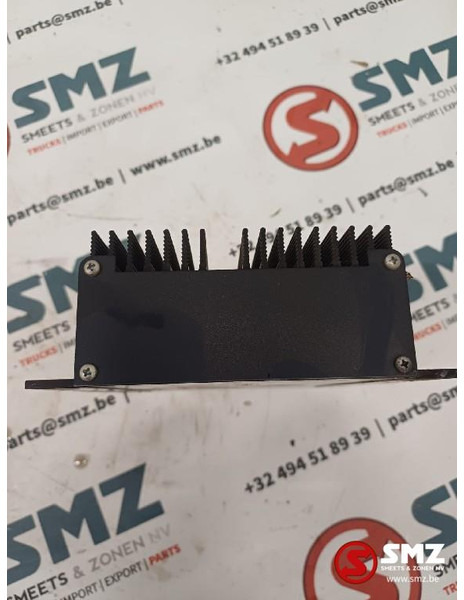 Mercedes-Benz Occ omvormer 24/12V 18A Mercedes - Sistema eléctrico para Camión: foto 3 Mercedes-Benz Occ omvormer 24/12V 18A Mercedes - Sistema eléctrico para Camión: foto 3