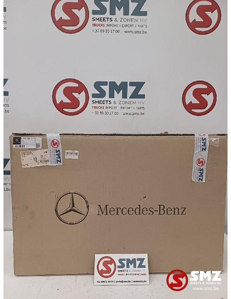 Mercedes-Benz Occ spiegelarm links Mercedes - Espejo retrovisor para Camión: foto 3 Mercedes-Benz Occ spiegelarm links Mercedes - Espejo retrovisor para Camión: foto 3
