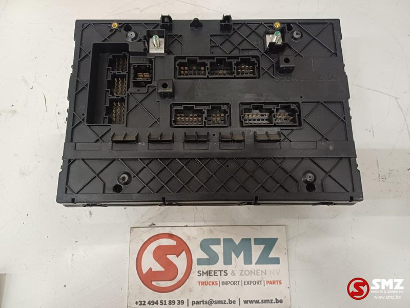 Mercedes-Benz Occ zekeringskast SAM Mercedes - Sistema eléctrico para Camión: foto 2 Mercedes-Benz Occ zekeringskast SAM Mercedes - Sistema eléctrico para Camión: foto 2