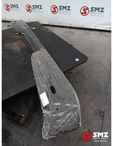 Mercedes-Benz Occ zonneklep Mercedes Actros MP2/3 - Visera parasol para Camión: foto 2 Mercedes-Benz Occ zonneklep Mercedes Actros MP2/3 - Visera parasol para Camión: foto 2