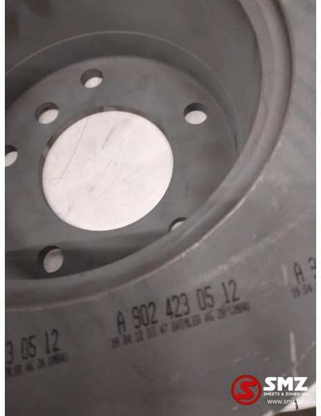 Mercedes-Benz Remschijf achter mercedes sprinter w901-904 a90242 - Discos de freno para Camión: foto 4 Mercedes-Benz Remschijf achter mercedes sprinter w901-904 a90242 - Discos de freno para Camión: foto 4