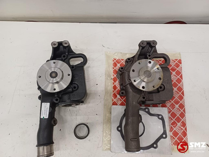 Mercedes-Benz Set van 2 waterpompen Mercedes - Bomba de refrigerante para Camión: foto 4 Mercedes-Benz Set van 2 waterpompen Mercedes - Bomba de refrigerante para Camión: foto 4