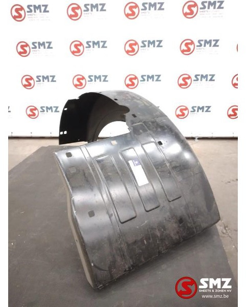 Mercedes-Benz Spatbord rechts Mercedes SK A3818804106 - Recambio para Camión: foto 1 Mercedes-Benz Spatbord rechts Mercedes SK A3818804106 - Recambio para Camión: foto 1