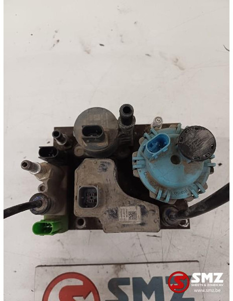 Renault Occ AdBluepomp Renault - Sistema de combustible para Camión: foto 5 Renault Occ AdBluepomp Renault - Sistema de combustible para Camión: foto 5