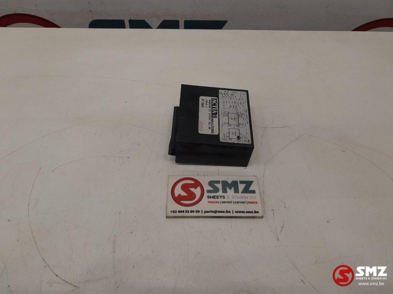 Renault Occ ECU ACTIA regeleenheid Renault - Unidad de control para Camión: foto 3 Renault Occ ECU ACTIA regeleenheid Renault - Unidad de control para Camión: foto 3