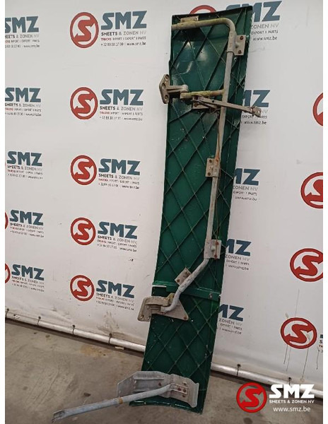 Renault Occ cabinespoiler links Renault - Aerodinámica/ Spoiler para Camión: foto 2 Renault Occ cabinespoiler links Renault - Aerodinámica/ Spoiler para Camión: foto 2