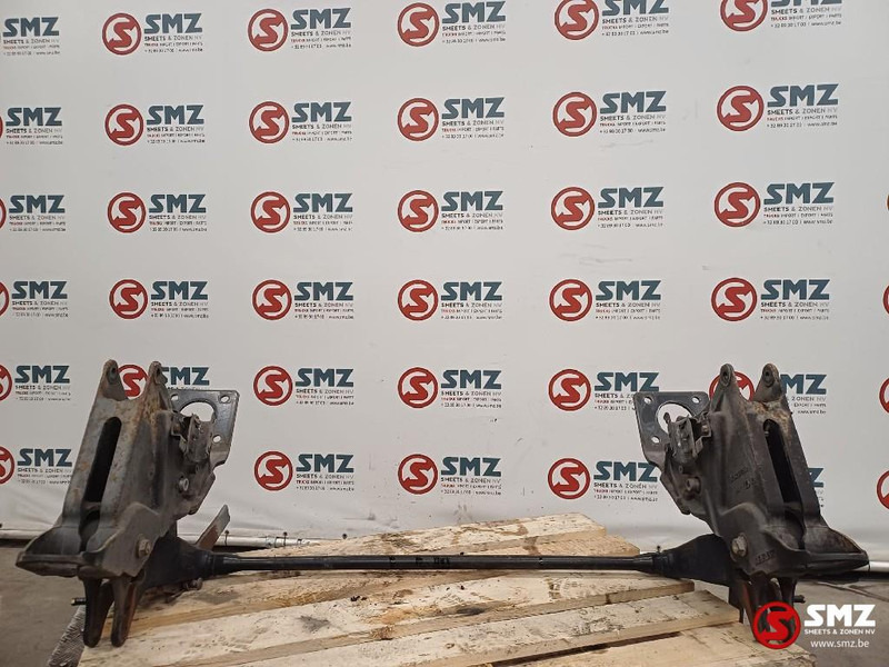 Renault Occ cabinestabilisatorstang + beugels Renault - Dirección para Camión: foto 1 Renault Occ cabinestabilisatorstang + beugels Renault - Dirección para Camión: foto 1