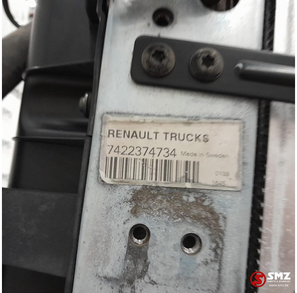 Renault Occ radiator + intercooler + expansievat Renault - Radiador para Camión: foto 5 Renault Occ radiator + intercooler + expansievat Renault - Radiador para Camión: foto 5