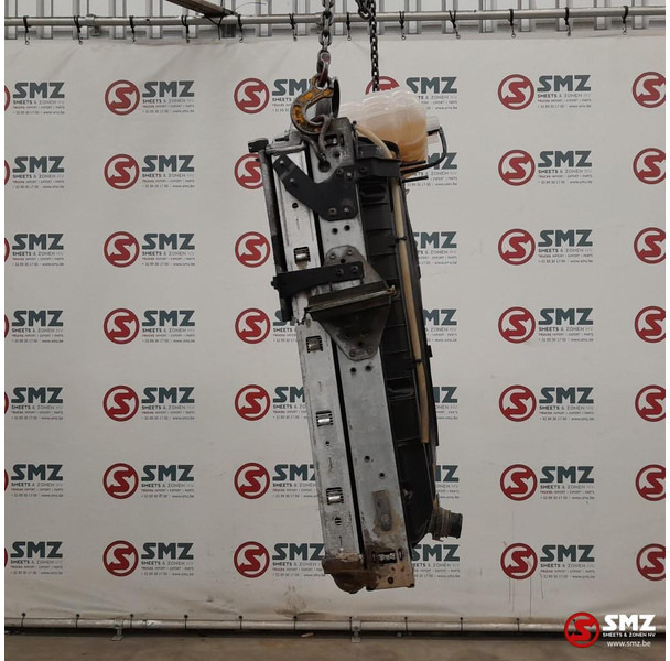 Renault Occ radiator + intercooler + expansievat Renault - Radiador para Camión: foto 3 Renault Occ radiator + intercooler + expansievat Renault - Radiador para Camión: foto 3