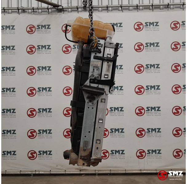 Renault Occ radiator + intercooler + expansievat Renault - Radiador para Camión: foto 4 Renault Occ radiator + intercooler + expansievat Renault - Radiador para Camión: foto 4