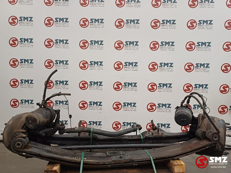 Renault Occ stuuras + set bladveren vooras Renault - Dirección para Camión: foto 1 Renault Occ stuuras + set bladveren vooras Renault - Dirección para Camión: foto 1