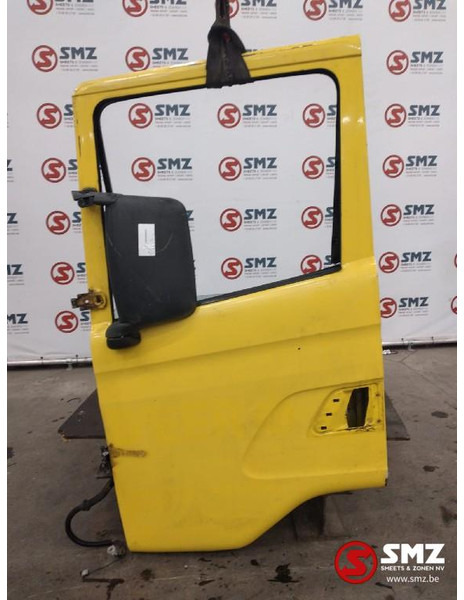 Scania Occ deur links Scania - Puerta y piezas para Camión: foto 1 Scania Occ deur links Scania - Puerta y piezas para Camión: foto 1