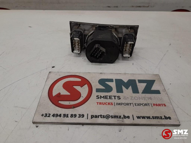 Scania Occ differentiëelblokkeringsschakelaar Scania - Sistema eléctrico para Camión: foto 5 Scania Occ differentiëelblokkeringsschakelaar Scania - Sistema eléctrico para Camión: foto 5