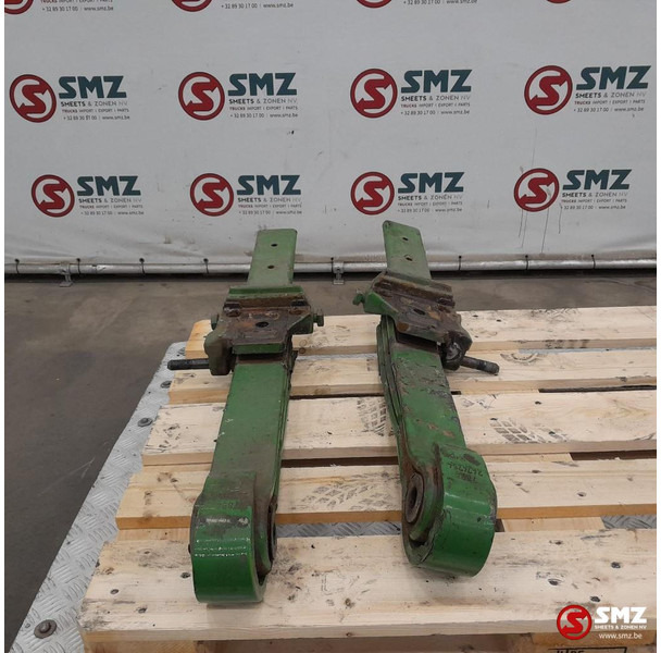 Scania Occ set van 2 bladveren stuuras / meeloopas Scania - Suspensión de ballestas para Camión: foto 4 Scania Occ set van 2 bladveren stuuras / meeloopas Scania - Suspensión de ballestas para Camión: foto 4