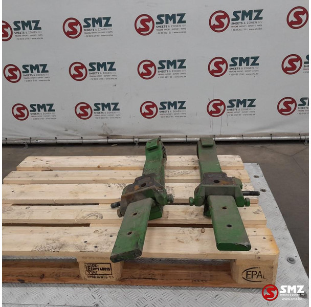 Scania Occ set van 2 bladveren stuuras / meeloopas Scania - Suspensión de ballestas para Camión: foto 3 Scania Occ set van 2 bladveren stuuras / meeloopas Scania - Suspensión de ballestas para Camión: foto 3