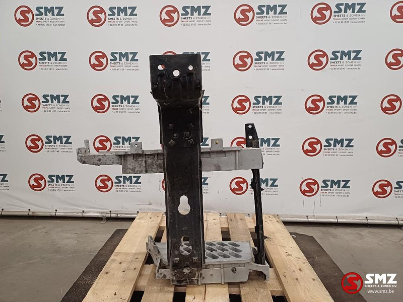 Volvo Occ opstap links Volvo - Cabina e interior para Camión: foto 2 Volvo Occ opstap links Volvo - Cabina e interior para Camión: foto 2