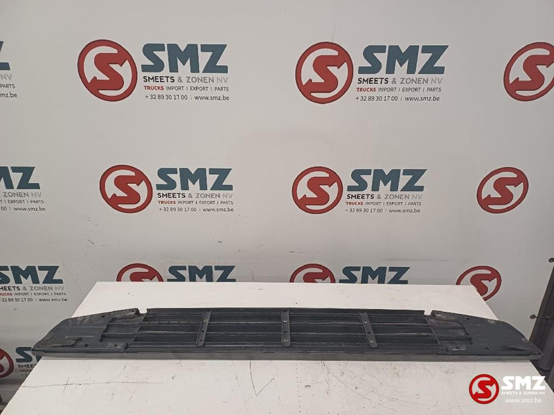 Volvo Occ radiatorgrille Volvo - Parrilla para Camión: foto 2 Volvo Occ radiatorgrille Volvo - Parrilla para Camión: foto 2
