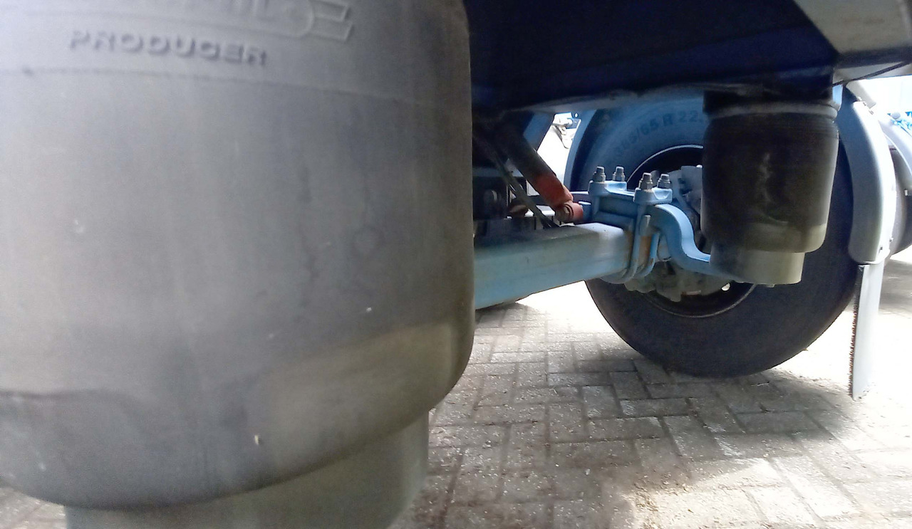 AGA Cryo Gas tank semi-trailer cryogenic used for nitrogen, argon, oxygen, LIN, LOX, LAR. - Semirremolque cisterna: foto 5 AGA Cryo Gas tank semi-trailer cryogenic used for nitrogen, argon, oxygen, LIN, LOX, LAR. - Semirremolque cisterna: foto 5