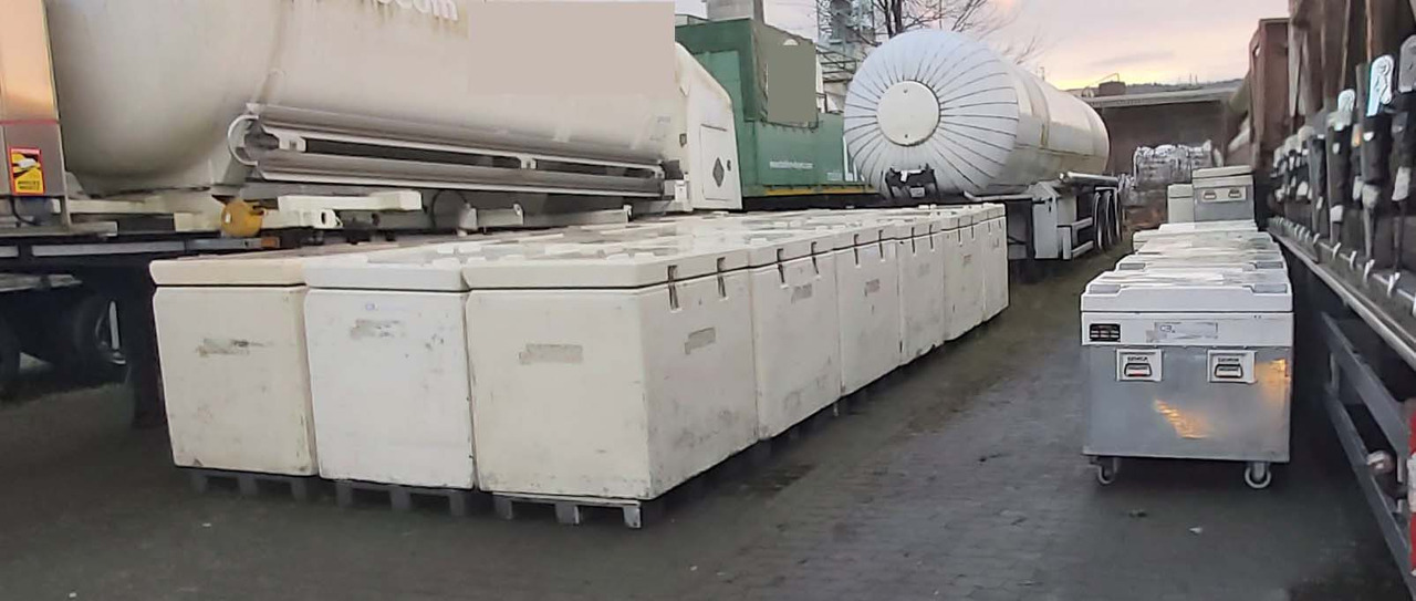 Dry ice containers used for dry ice (Trockeneis) boxes - Caja cerrada: foto 1 Dry ice containers used for dry ice (Trockeneis) boxes - Caja cerrada: foto 1