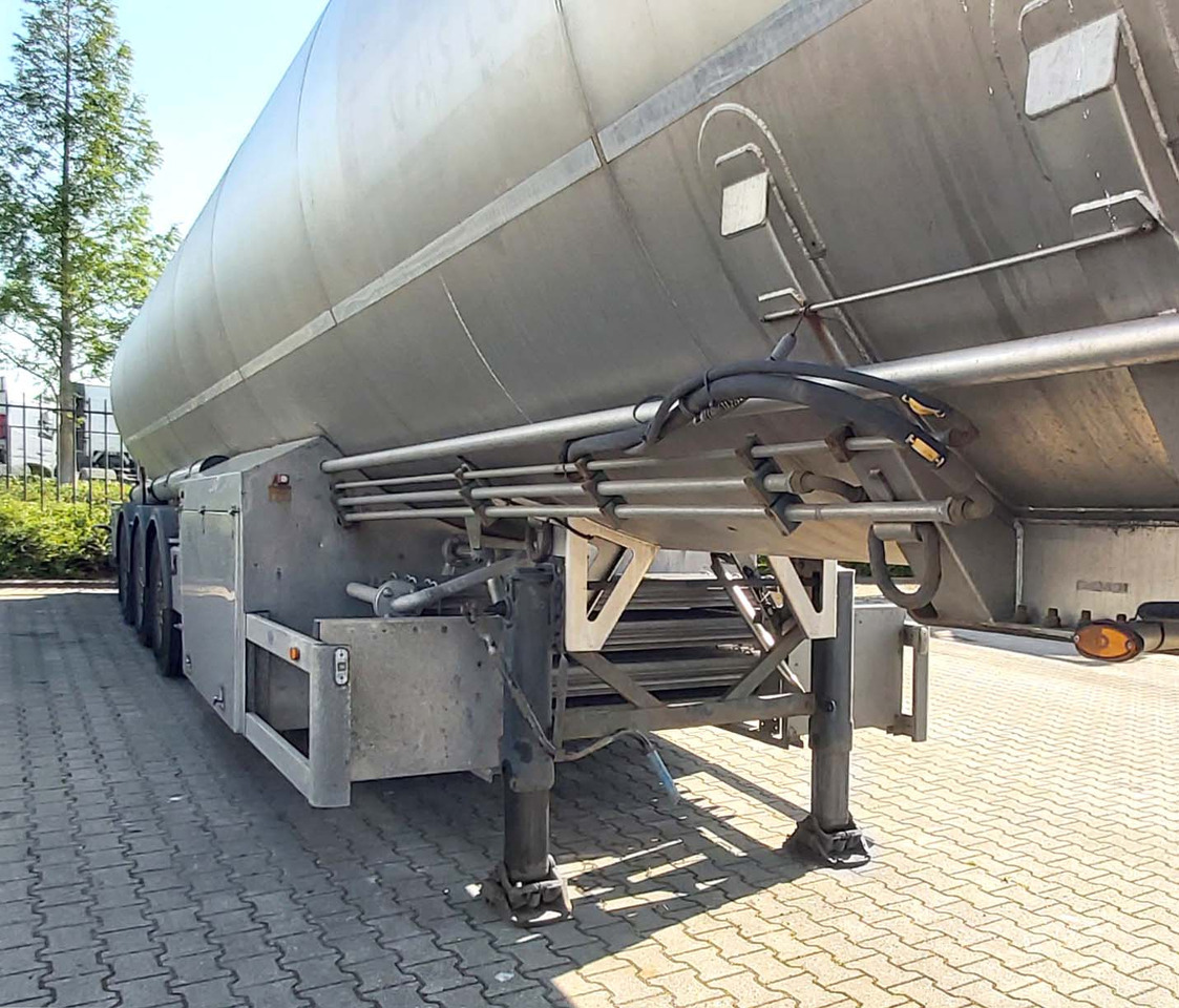 INDOX Gas tank semi-trailer cryogenic used for LNG, Methan, Methane, ethylene, nitrogen. - Semirremolque cisterna: foto 5 INDOX Gas tank semi-trailer cryogenic used for LNG, Methan, Methane, ethylene, nitrogen. - Semirremolque cisterna: foto 5