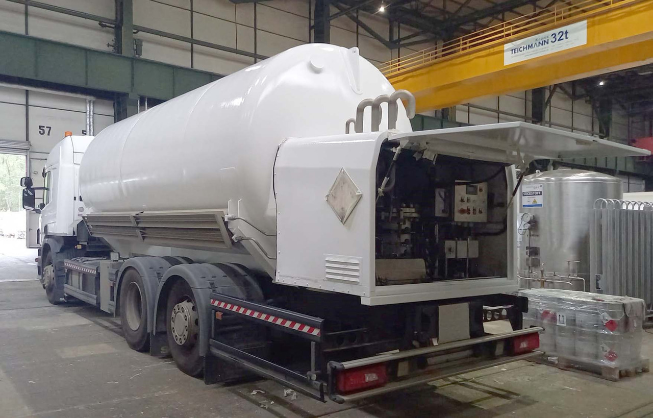 SCANIA Gas tank truck Orca cryogenic used for nitrogen and argon - Camión cisterna: foto 5 SCANIA Gas tank truck Orca cryogenic used for nitrogen and argon - Camión cisterna: foto 5