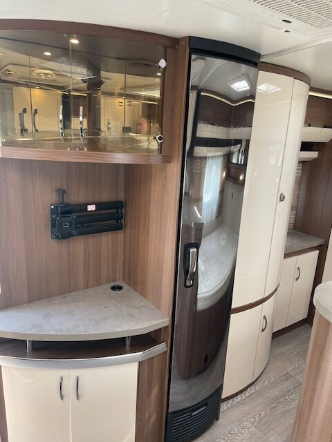 Caravana Hobby 720 KWFU Prestige 2020: foto 12