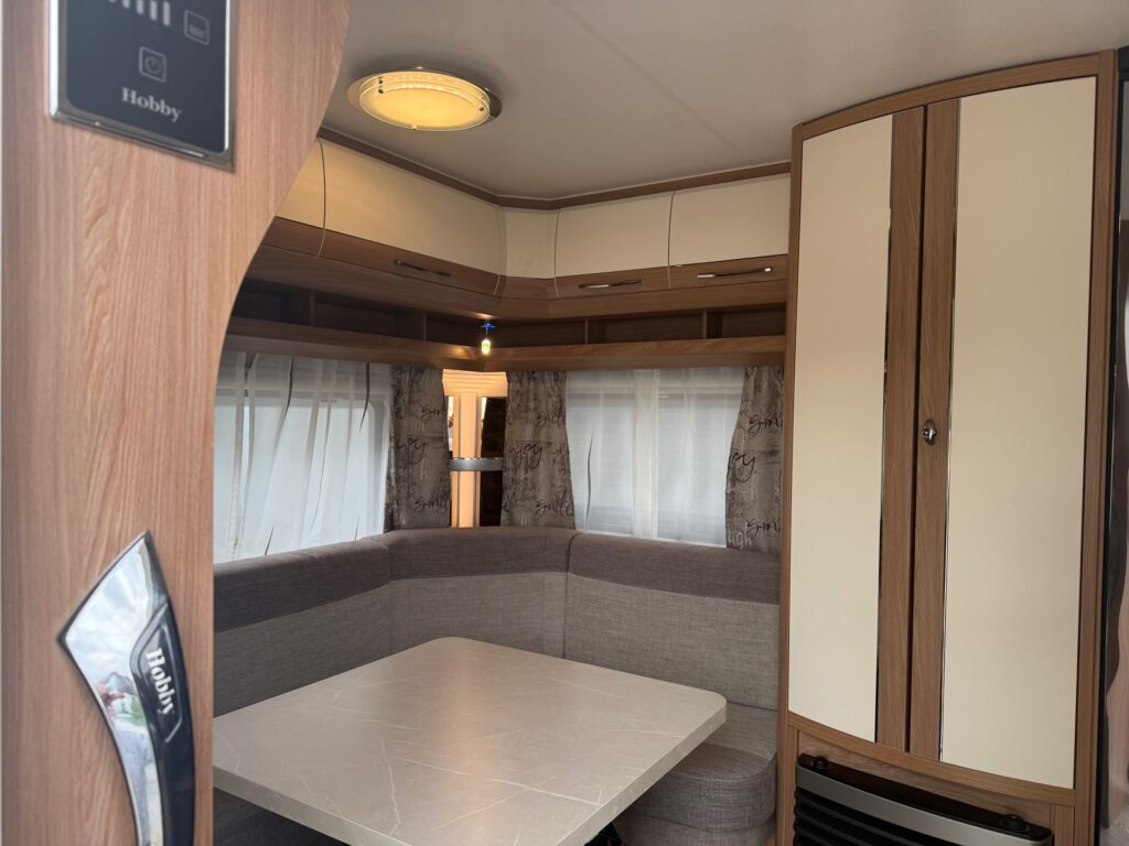 Hobby De Luxe 540 UFf 2020 - Caravana: foto 5 Hobby De Luxe 540 UFf 2020 - Caravana: foto 5