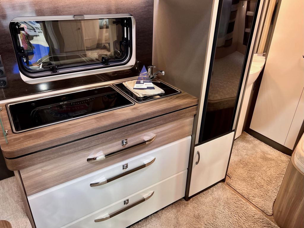 Caravana Hobby EXCELLENT EDITION 460 UFe: foto 8