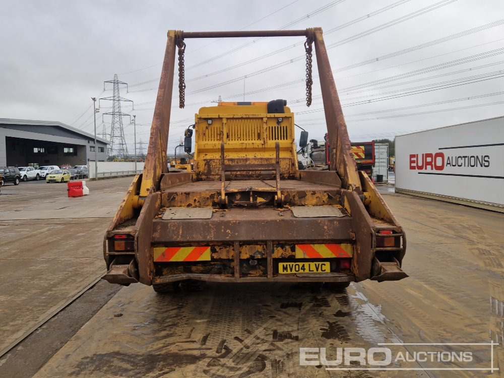 2004 DAF 55.220 - Camión portacontenedor de cadenas: foto 4 2004 DAF 55.220 - Camión portacontenedor de cadenas: foto 4