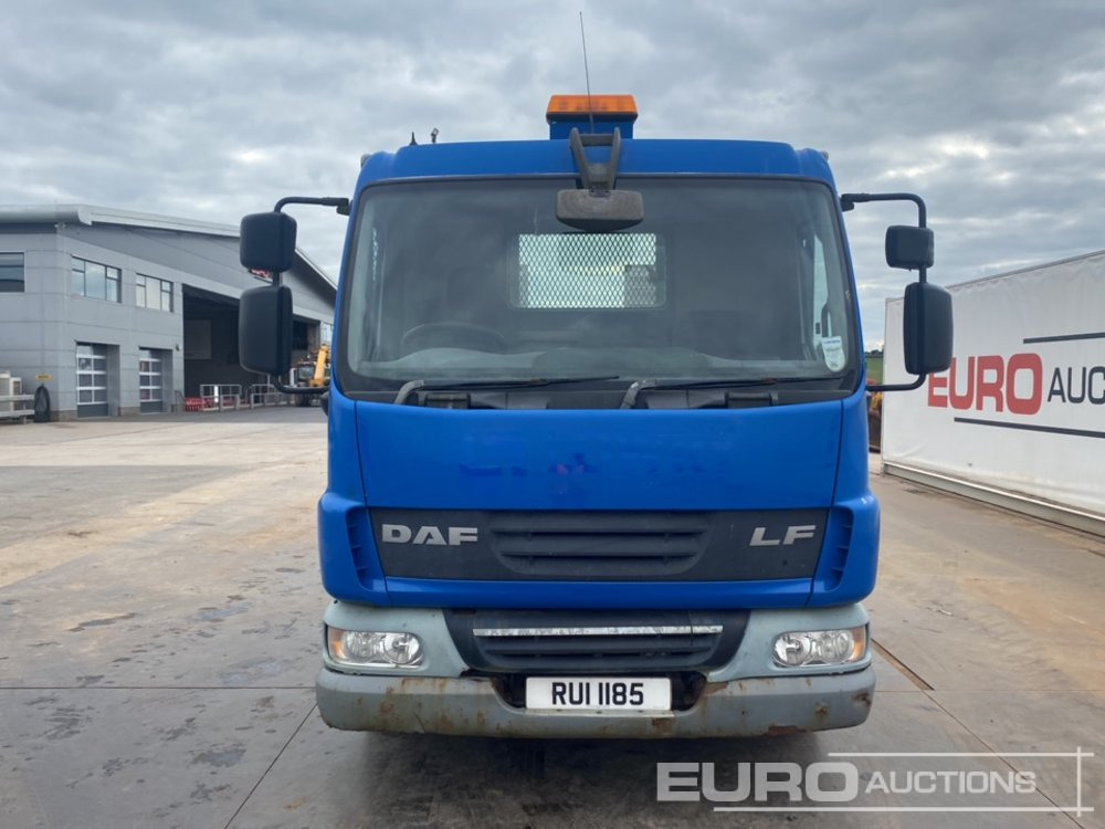 Camión caja abierta 2007 DAF LF45.160: foto 8