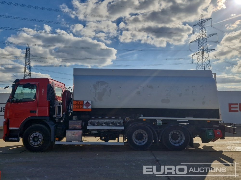 2007 Volvo FM300 - Camión cisterna: foto 2 2007 Volvo FM300 - Camión cisterna: foto 2