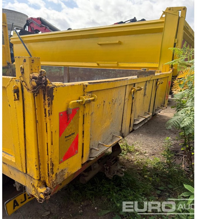 2008 Iveco 100E18 - Camión volquete: foto 2 2008 Iveco 100E18 - Camión volquete: foto 2