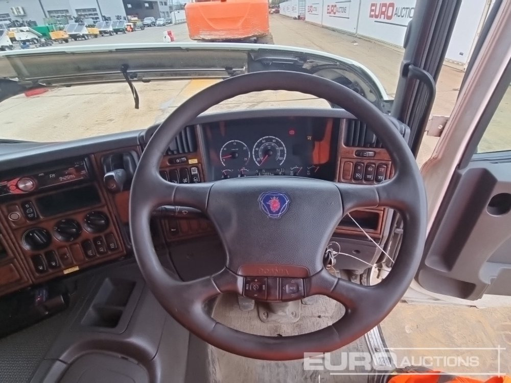 Camión caja abierta para transporte de equipos pesados 2009 Scania P310: foto 47 Camión caja abierta para transporte de equipos pesados 2009 Scania P310: foto 47