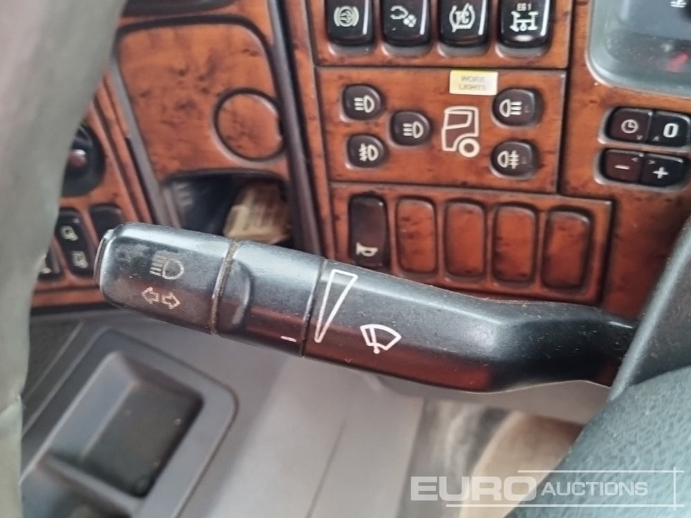 Camión caja abierta para transporte de equipos pesados 2009 Scania P310: foto 50 Camión caja abierta para transporte de equipos pesados 2009 Scania P310: foto 50