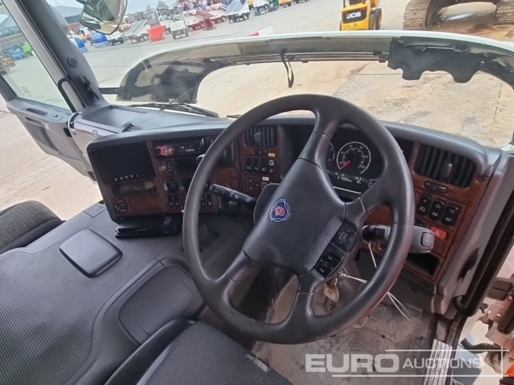 Camión caja abierta para transporte de equipos pesados 2009 Scania P310: foto 40 Camión caja abierta para transporte de equipos pesados 2009 Scania P310: foto 40