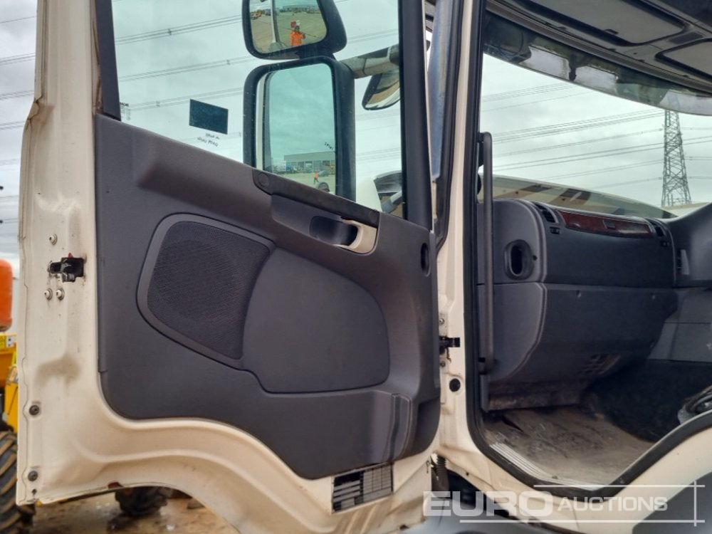 Camión caja abierta para transporte de equipos pesados 2009 Scania P310: foto 34 Camión caja abierta para transporte de equipos pesados 2009 Scania P310: foto 34