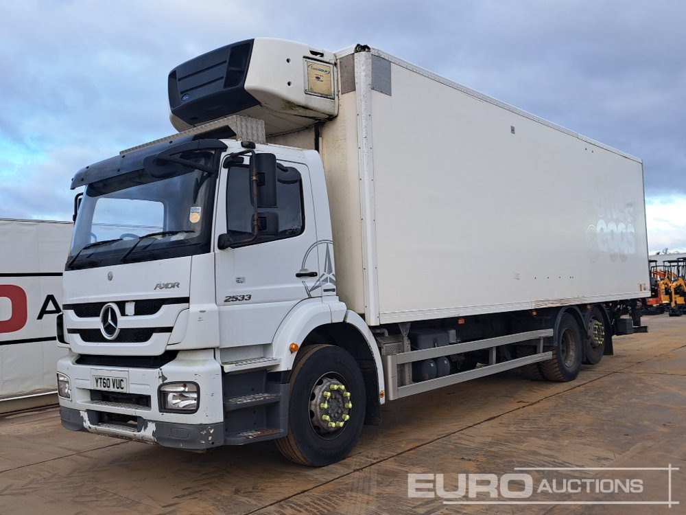 2010 Mercedes Axor 2533 - Camión frigorífico: foto 1 2010 Mercedes Axor 2533 - Camión frigorífico: foto 1