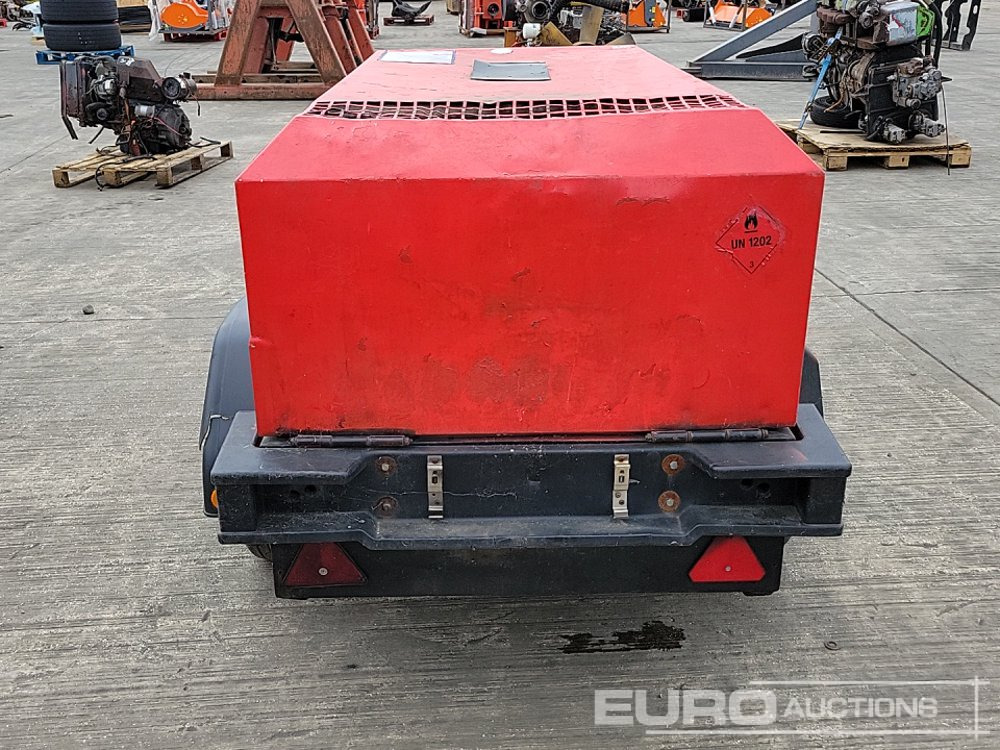 2011 Doosan 731E 105CFM - Compresor de aire: foto 4 2011 Doosan 731E 105CFM - Compresor de aire: foto 4