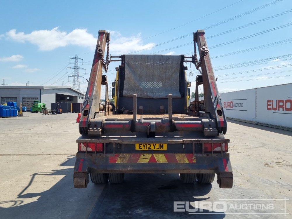 2012 Scania P230 - Camión portacontenedor de cadenas: foto 4 2012 Scania P230 - Camión portacontenedor de cadenas: foto 4