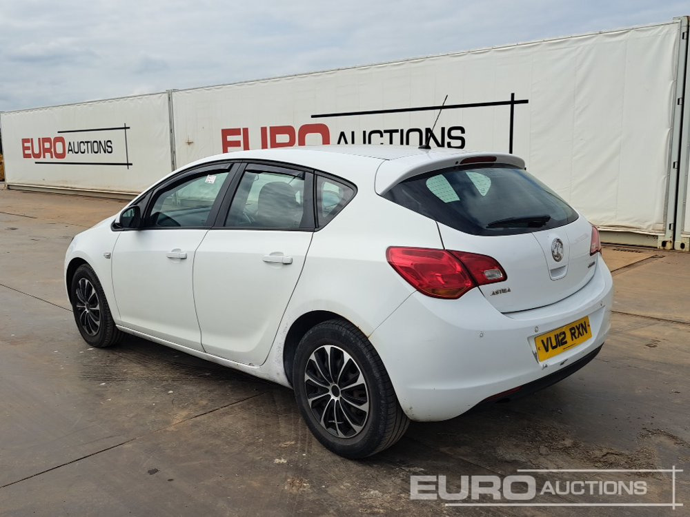 2012 Vauxhall Astra - Coche: foto 3 2012 Vauxhall Astra - Coche: foto 3