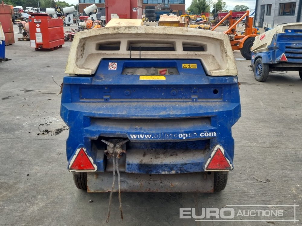 2013 Atlas Copco XAS67 130CFM - Compresor de aire: foto 4 2013 Atlas Copco XAS67 130CFM - Compresor de aire: foto 4