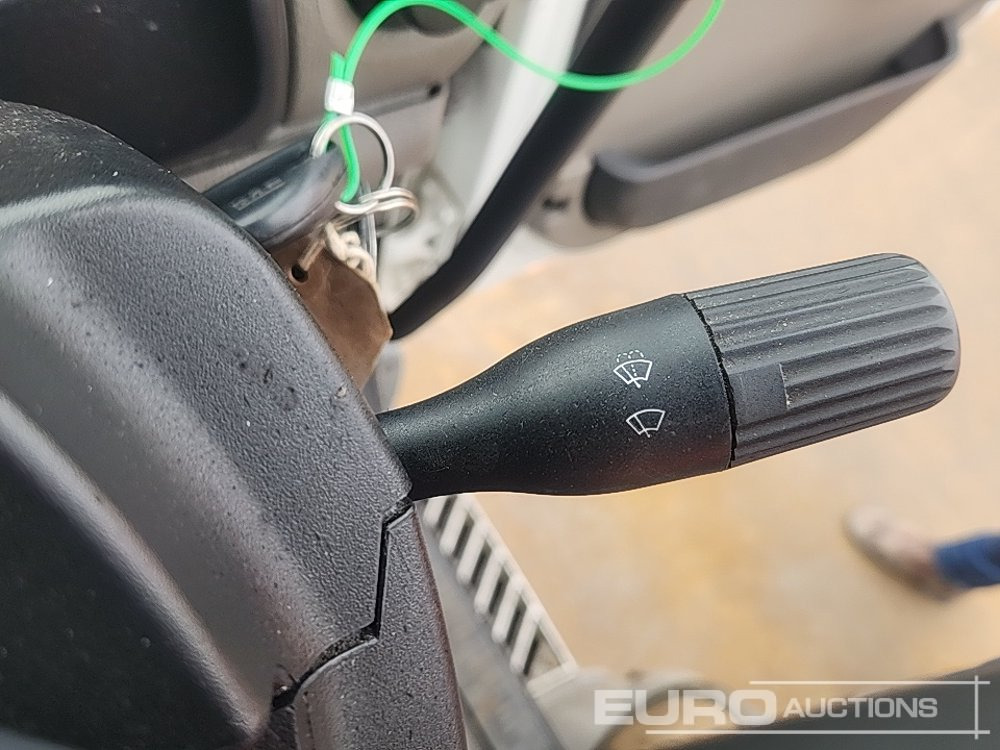 Camión frigorífico 2013 DAF LF 55.180: foto 35