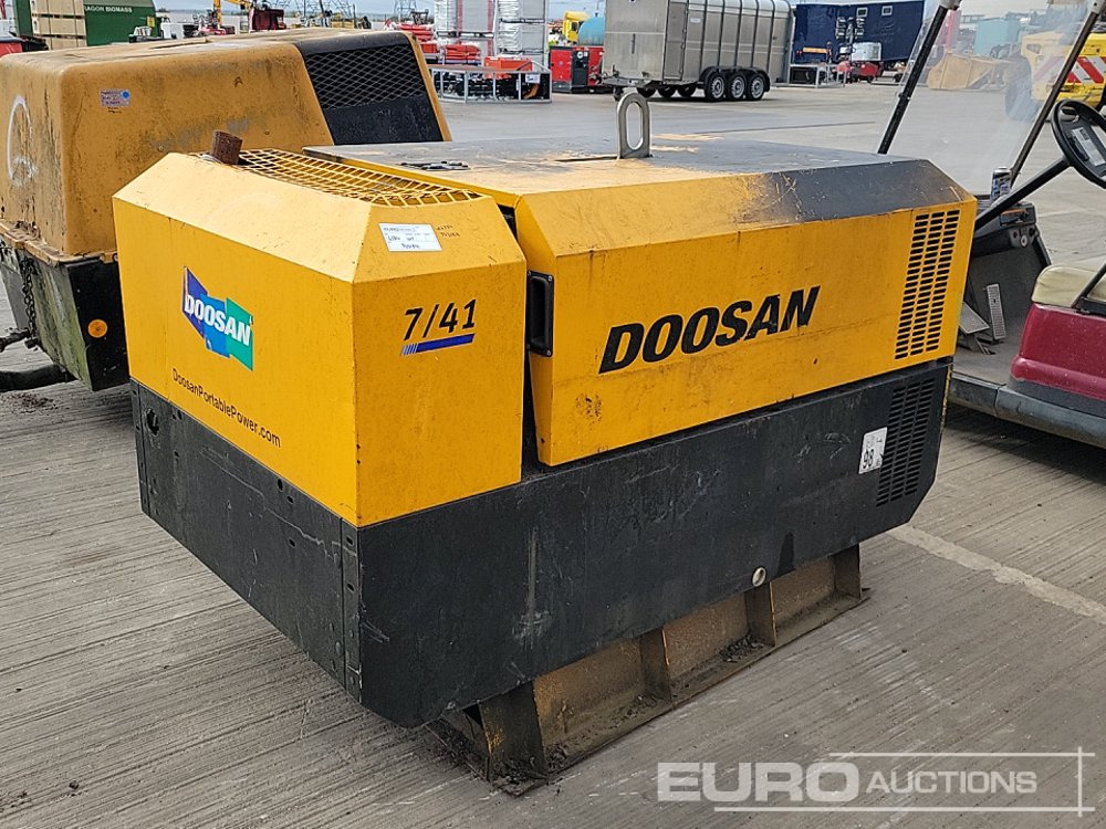 2013 Doosan 741 140CFM - Compresor de aire: foto 5 2013 Doosan 741 140CFM - Compresor de aire: foto 5