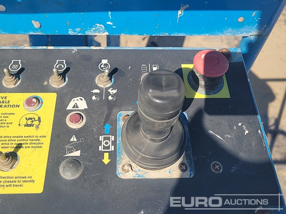 Plataforma elevadora 2013 Genie Z-45/25J: foto 21