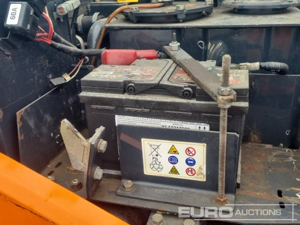 Miniexcavadora 2013 Hitachi ZX60USB-3 CLR: foto 37