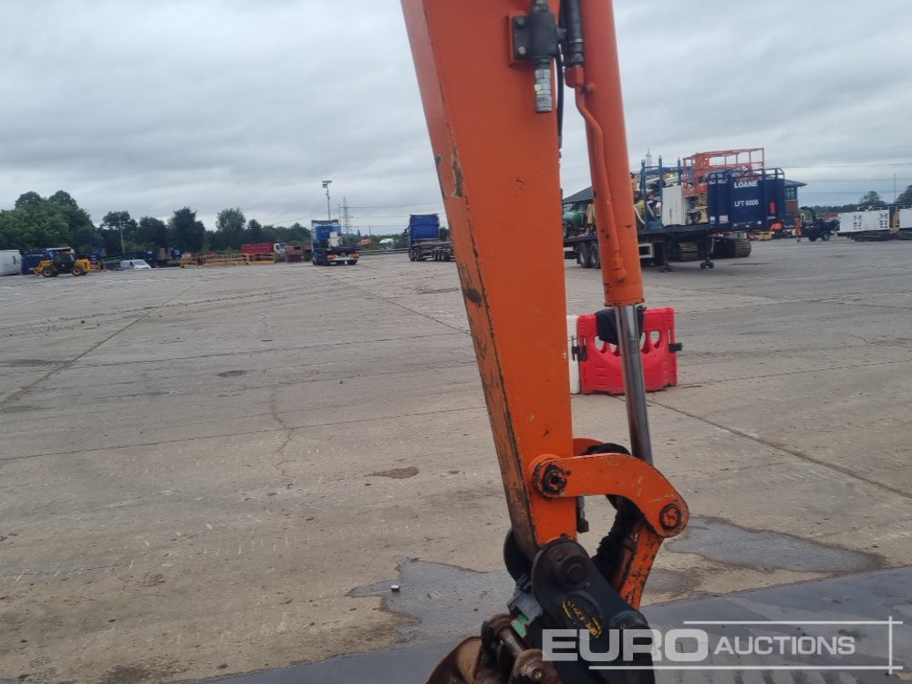 Miniexcavadora 2013 Hitachi ZX60USB-3 CLR: foto 28