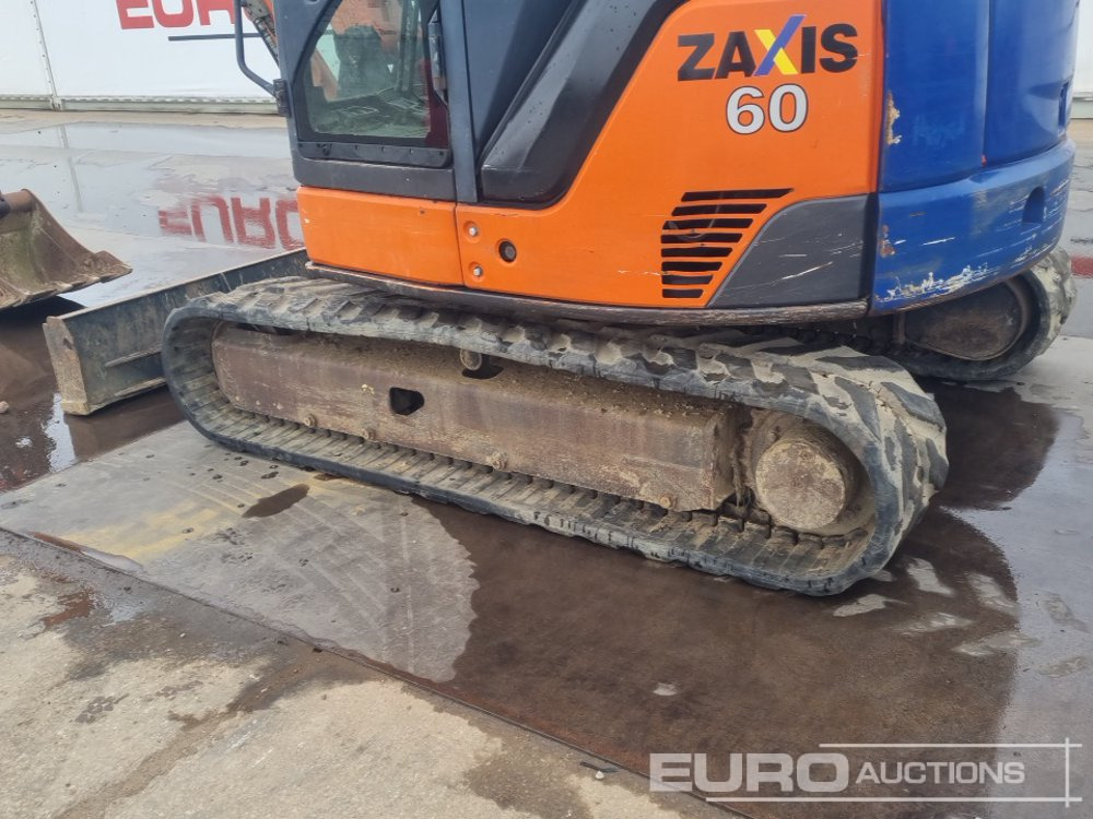Miniexcavadora 2013 Hitachi ZX60USB-3 CLR: foto 12