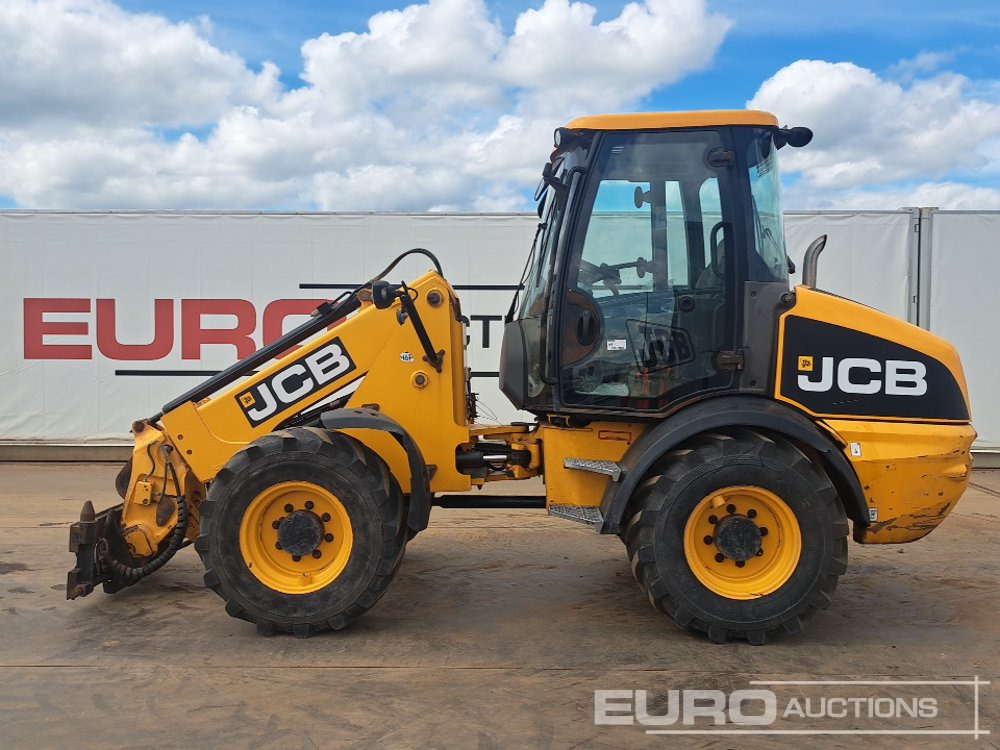 2013 JCB TM220 - Manipulador telescópico: foto 2 2013 JCB TM220 - Manipulador telescópico: foto 2