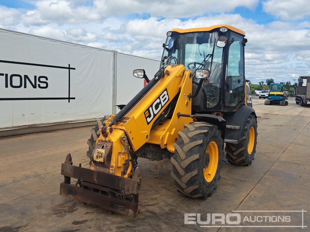 2013 JCB TM220 - Manipulador telescópico: foto 1 2013 JCB TM220 - Manipulador telescópico: foto 1